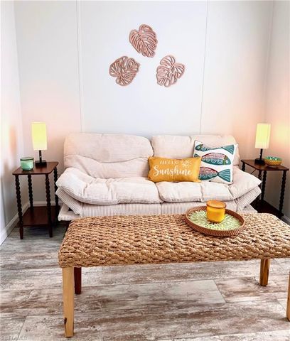 159 Adrienne DR, Fort Myers, FL 33908