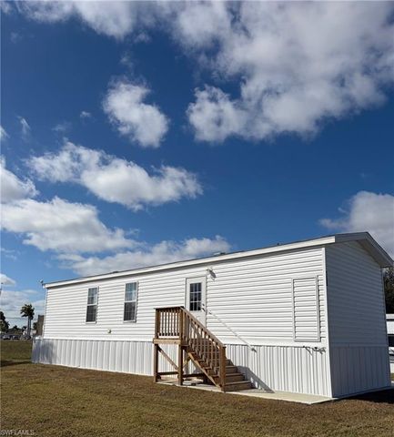 159 Adrienne DR, Fort Myers, FL 33908