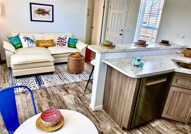 159 Adrienne DR, Fort Myers, FL 33908