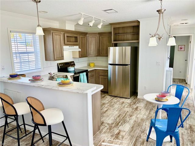 159 Adrienne DR, Fort Myers, FL 33908