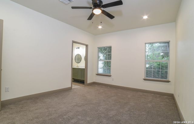222 E Lindbergh, Universal City, TX 78148