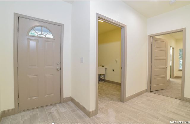 222 E Lindbergh, Universal City, TX 78148