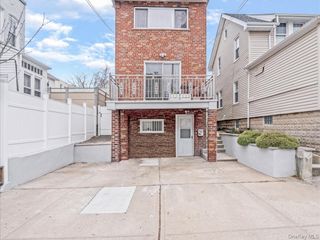1559 Hering Avenue, Bronx, NY 10461