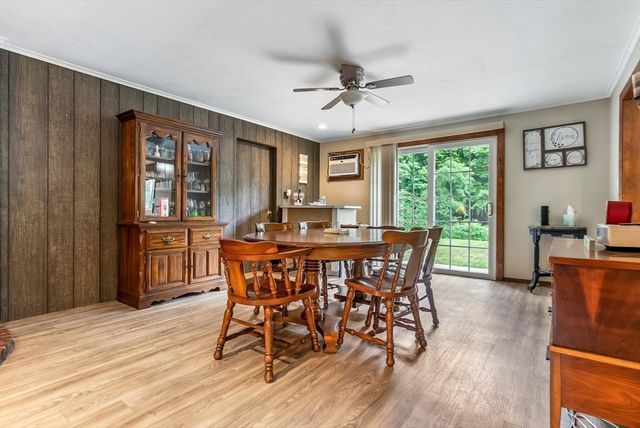 64 Hemenway Rd, Framingham, MA 01701