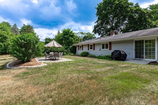 64 Hemenway Rd, Framingham, MA 01701