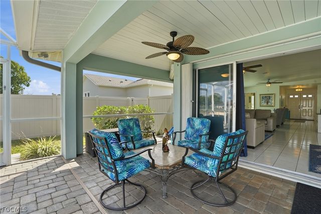 4433 SE 8th PL, Cape Coral, FL 33904