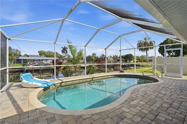 4433 SE 8th PL, Cape Coral, FL 33904