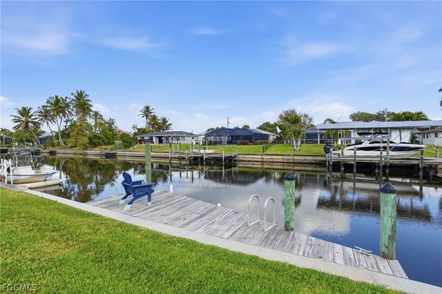 4433 SE 8th PL, Cape Coral, FL 33904