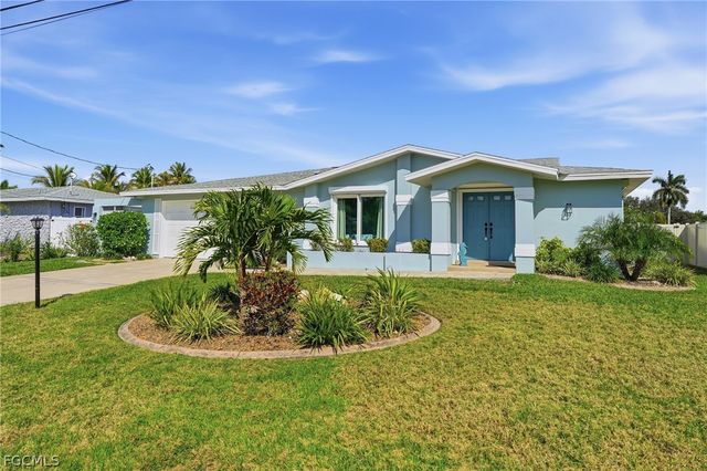 4433 SE 8th PL, Cape Coral, FL 33904