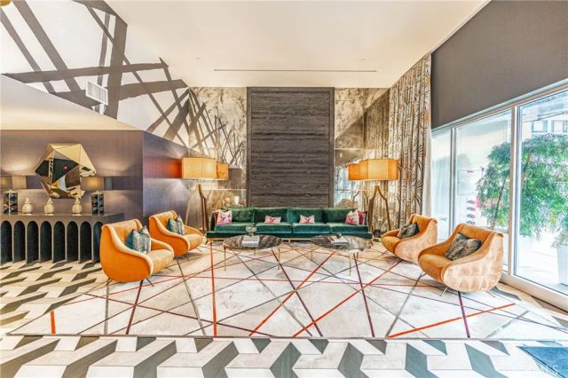 1050 S Grand 1801, Los Angeles, CA 90015