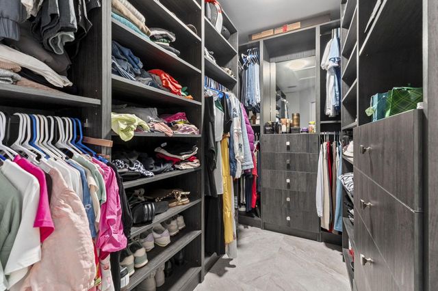 2471 SE Leithgow Street, Port St Lucie, FL 34952