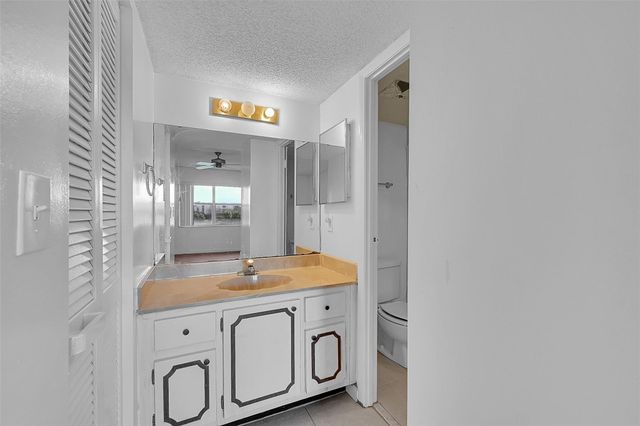 6301 N Falls Circle Drive 408, Lauderhill, FL 33319