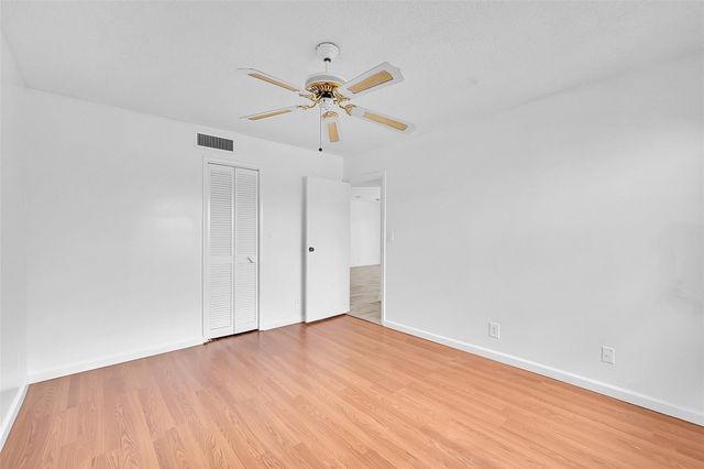 6301 N Falls Circle Drive 408, Lauderhill, FL 33319