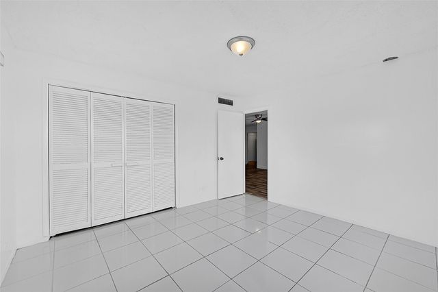 6301 N Falls Circle Drive 408, Lauderhill, FL 33319