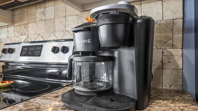 931 Tidelands Drive, Crystal Beach, TX 77650