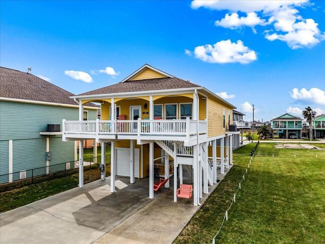 931 Tidelands Drive, Crystal Beach, TX 77650