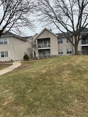 788 N Gary Avenue 103, Carol Stream, IL 60188