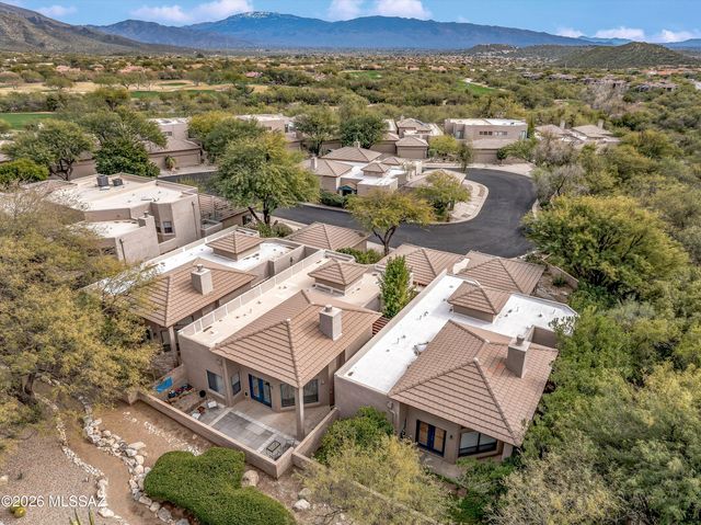 6082 N Running Deer Circle, Tucson, AZ 85750