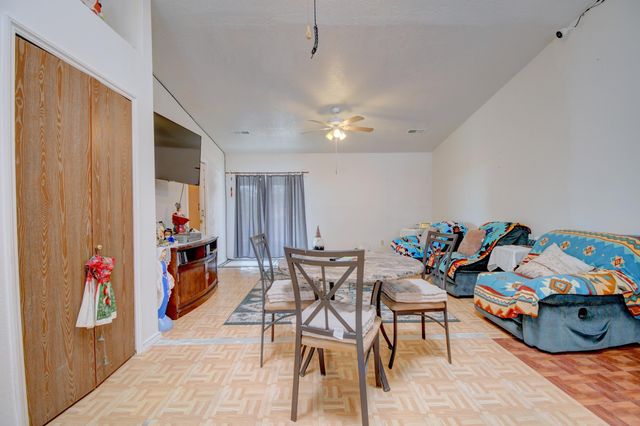 4908 Chromium Drive NE, Rio Rancho, NM 87124