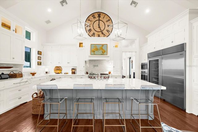 213 N 18TH STREET W, Bradenton, FL 34205