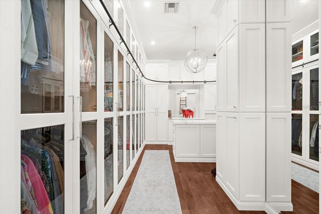 213 N 18TH STREET W, Bradenton, FL 34205