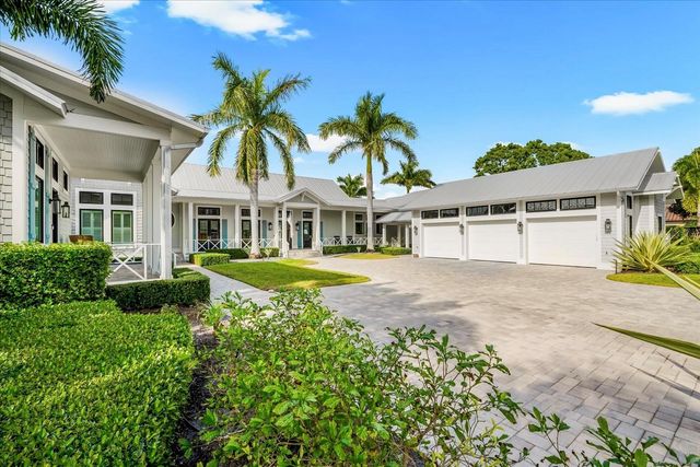 213 N 18TH STREET W, Bradenton, FL 34205