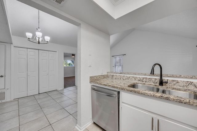 1008 Milford WAY B, Austin, TX 78745