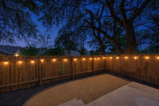 1008 Milford WAY B, Austin, TX 78745