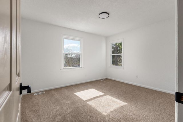 325 Fairington Drive, Summerville, SC 29485