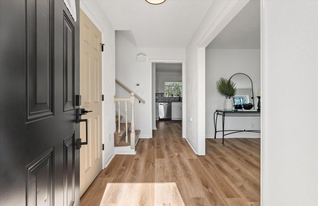 325 Fairington Drive, Summerville, SC 29485