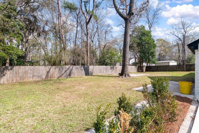 325 Fairington Drive, Summerville, SC 29485