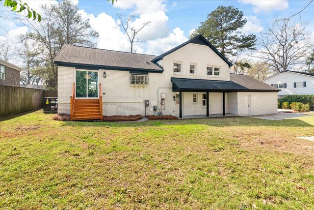 325 Fairington Drive, Summerville, SC 29485