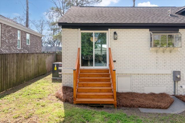 325 Fairington Drive, Summerville, SC 29485