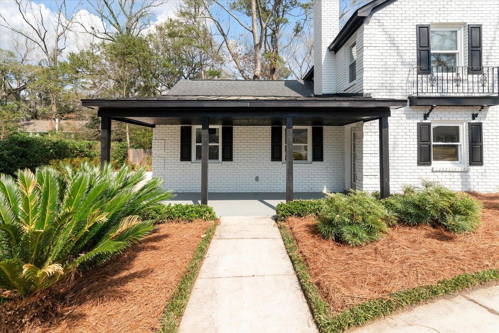 Image 26 of property listing at 325 Fairington Drive, Summerville, SC 29485