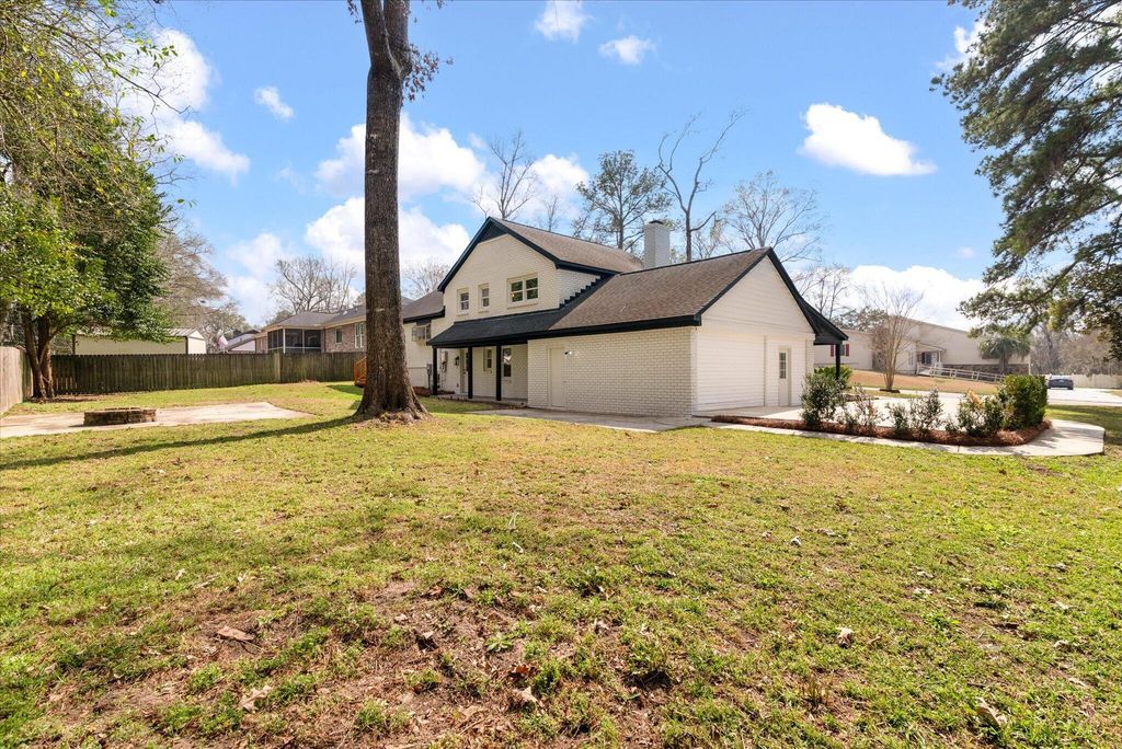 Image 48 of property listing at 325 Fairington Drive, Summerville, SC 29485
