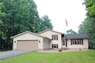 9555 S Salem Warren Road, Salem, OH 44460