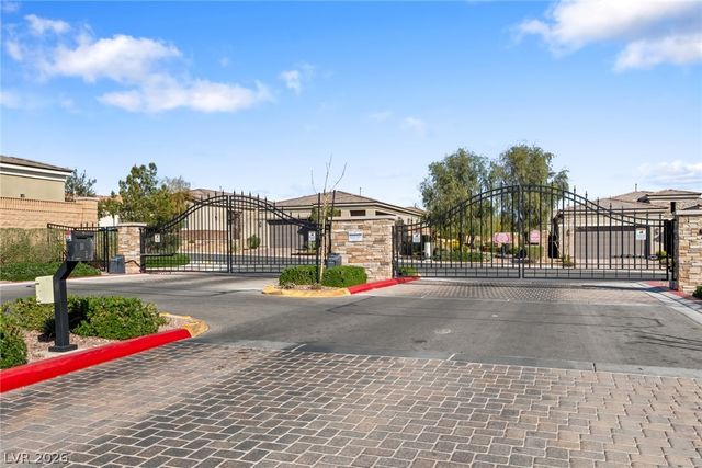 8657 Hartmont Street, Las Vegas, NV 89166