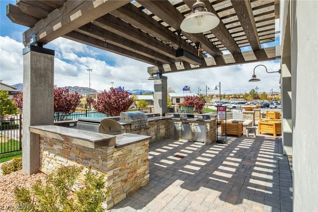 8657 Hartmont Street, Las Vegas, NV 89166