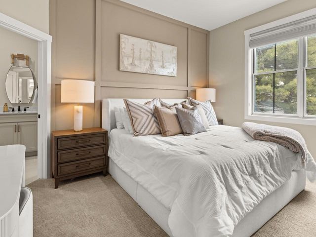 27 Elmore Street, Shelburne, VT 05482