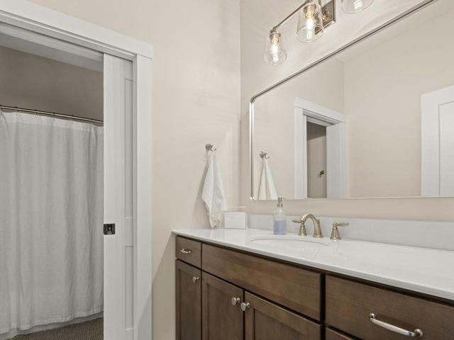 27 Elmore Street, Shelburne, VT 05482