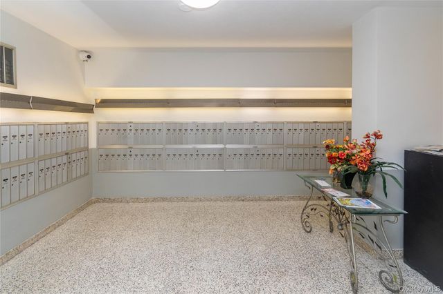 1841 Central Park Avenue 10P, Yonkers, NY 10710