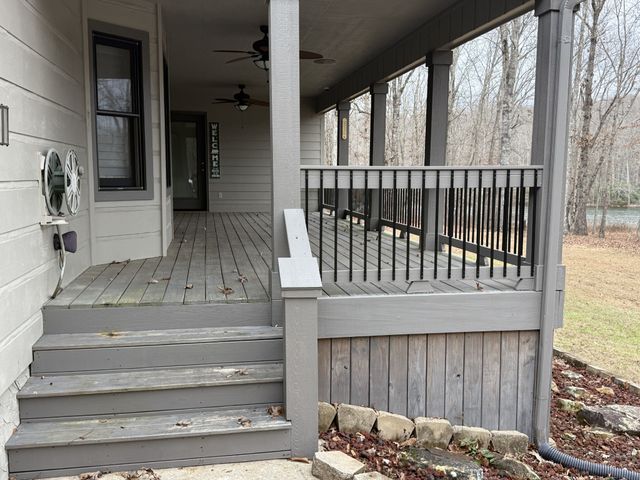 107 Chickory Ln, Monteagle, TN 37356