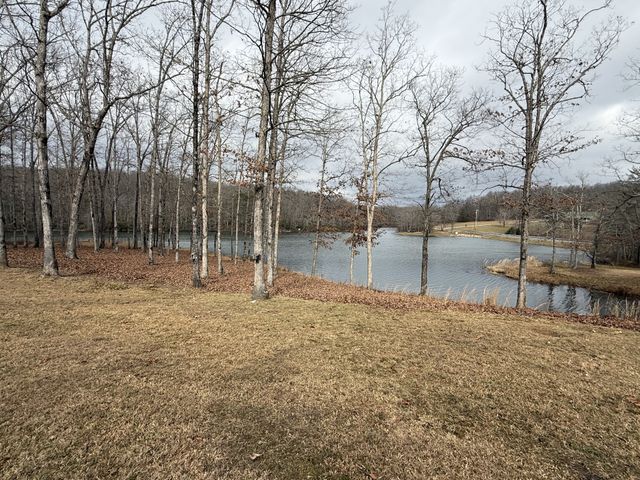 107 Chickory Ln, Monteagle, TN 37356