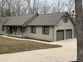 107 Chickory Ln, Monteagle, TN 37356