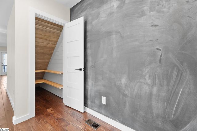 232 Dupont Drive, Greenville, SC 29607