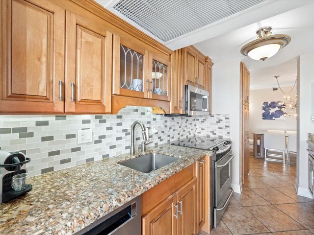2841 N OCEAN Boulevard 1407, Fort Lauderdale, FL 33308
