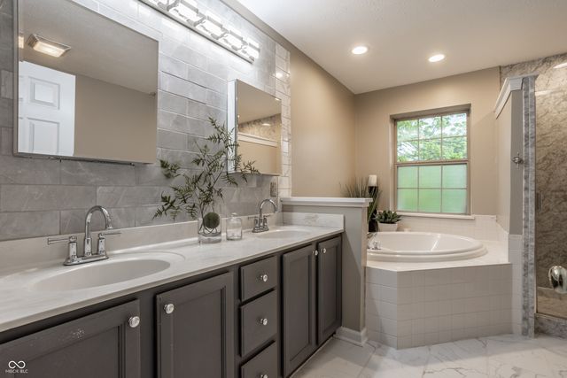 3111 Grandview Way, Westfield, IN 46074