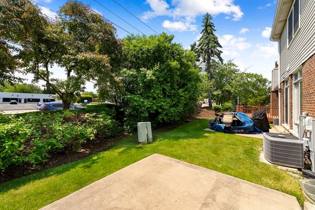 5121 Deblin Lane, Oak Lawn, IL 60453