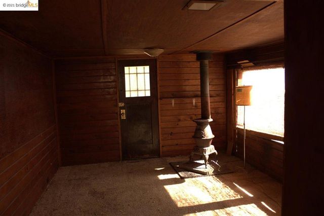 3286 Wisconsin St, Oakland, CA 94602