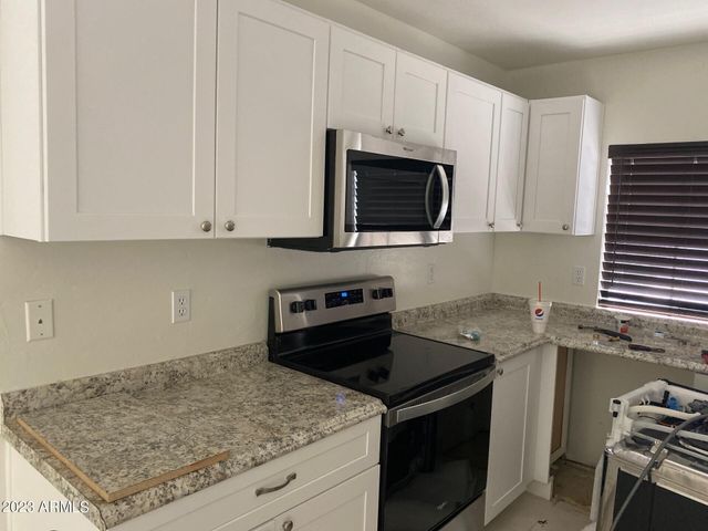 861 E Glenmere Drive, Chandler, AZ 85225